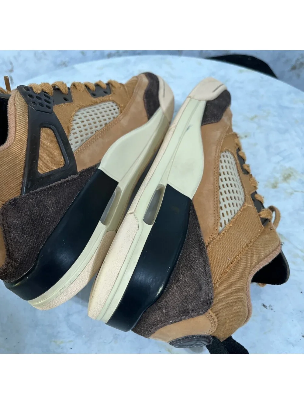 Jordan black accent